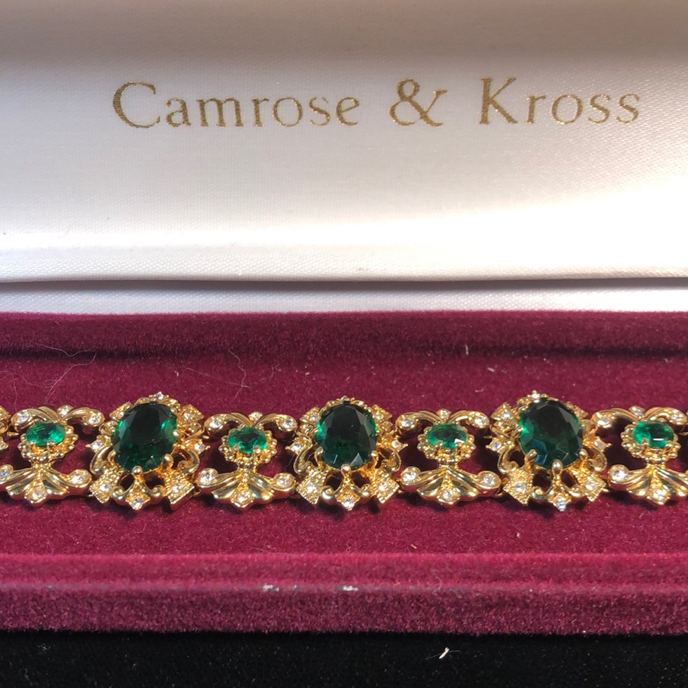 Camrose & Kross Jackie Bouvier Kennedy Emerald Wreath Bracelet with extender